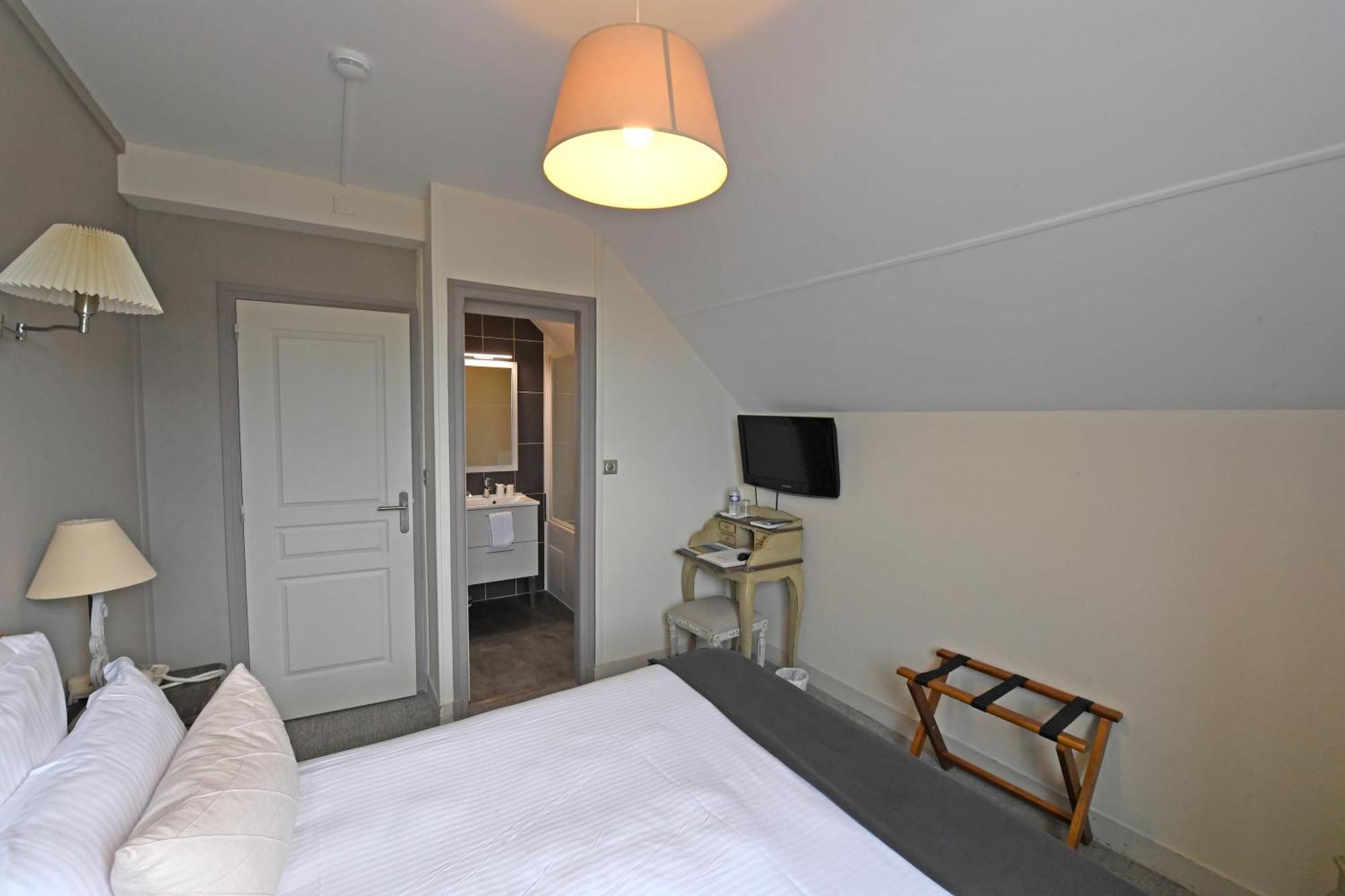 Cit'hotel La Julia Hotel 3*
