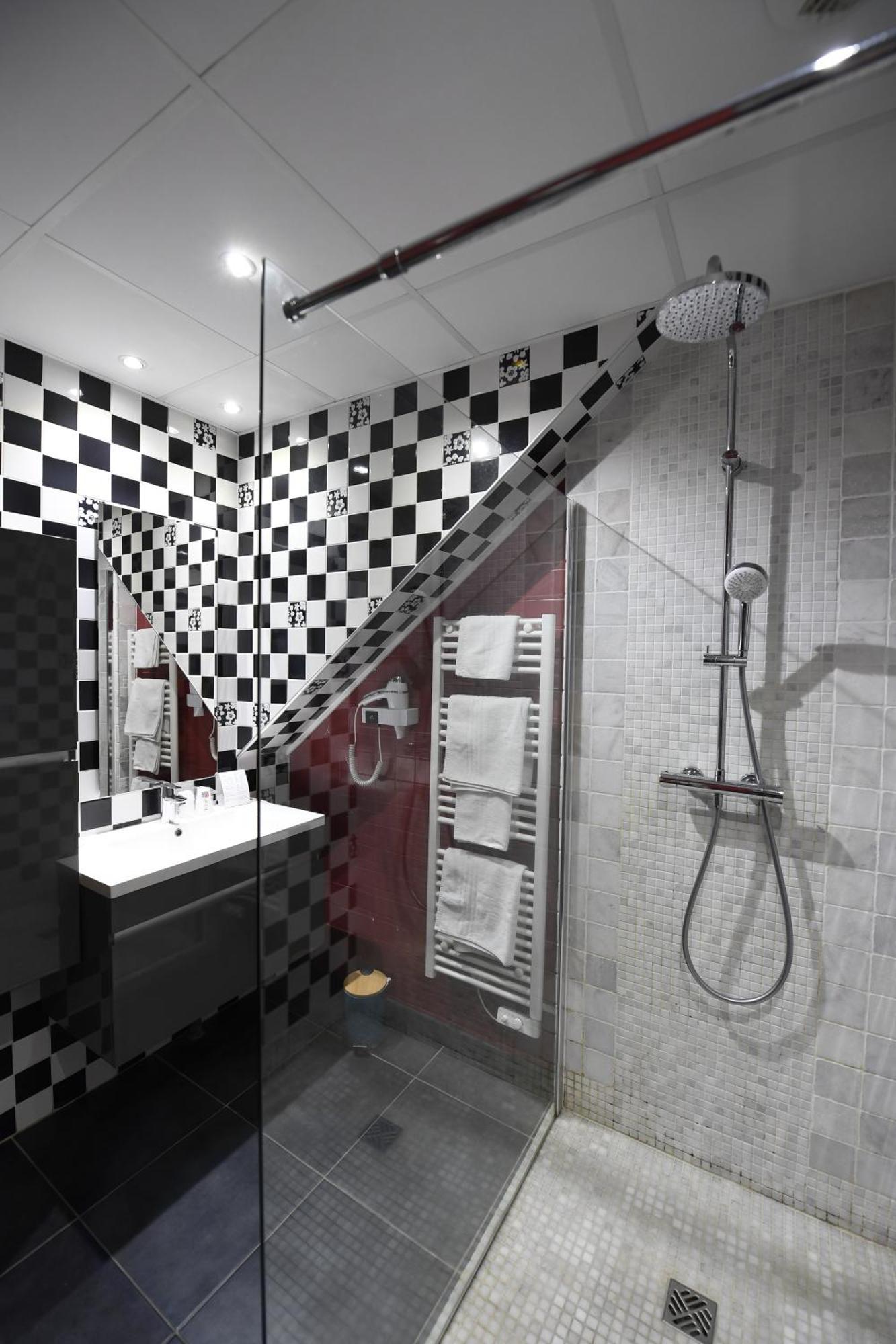 Hotel Cit'hotel La Julia 3*